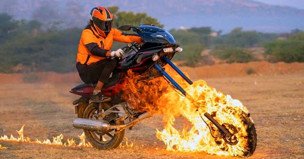 Bajaj Pulsar 220 Ghost Rider Mod is a Really Bad Idea